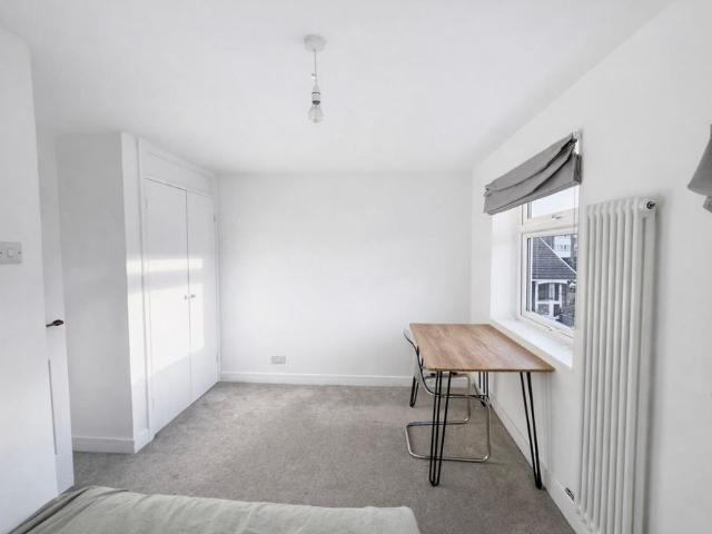 House for rent in Worcester Park, Greater London