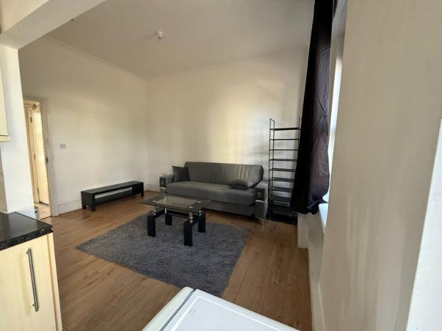 Apartment for rent in London Borough of Croydon, South Norwood