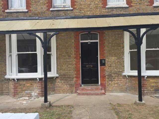 Flat for rent in Mickleburgh Hill, The Bridge