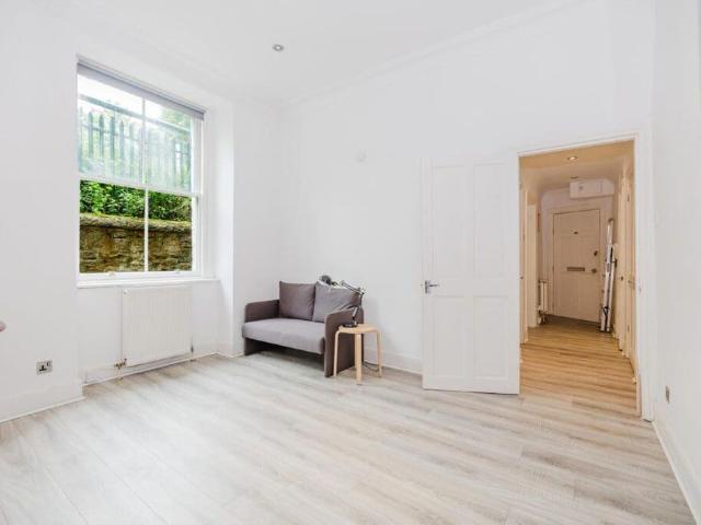 Apartment for rent in Tynecastle, Gorgie