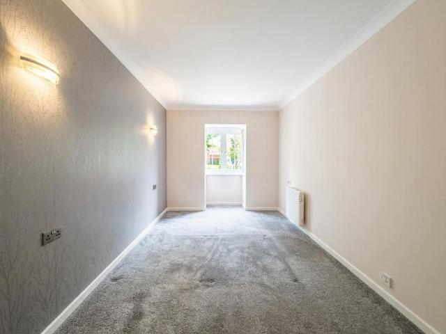 Apartment for rent in Southgate, Oakwood