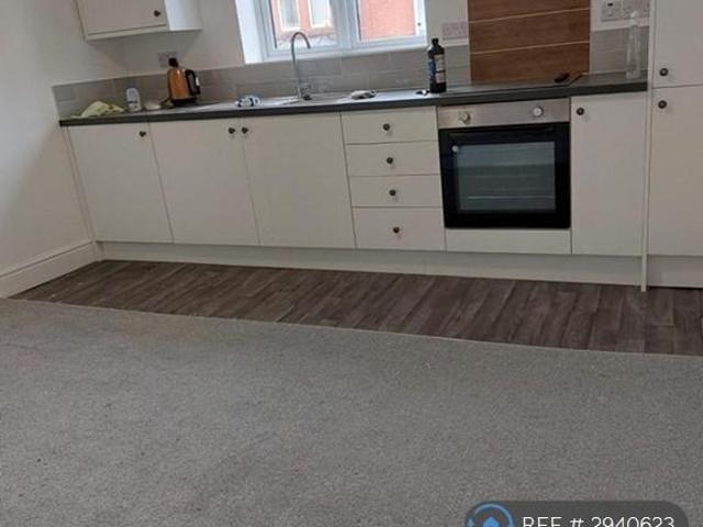Flat for rent in Coalville, Leicestershire