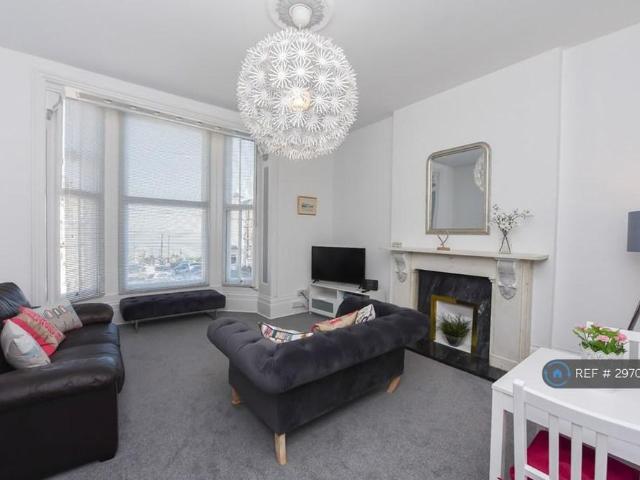 Apartment for rent in Upton, Acol
