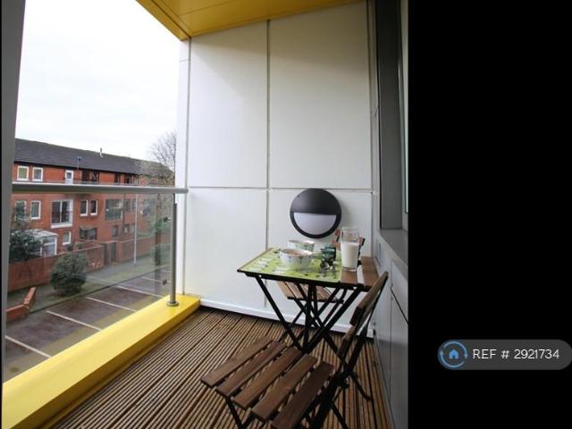 Flat for rent in City Centre, Georgia