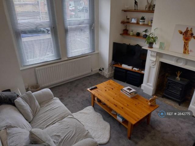 Flat for rent in Summerstown, Isle Of Man