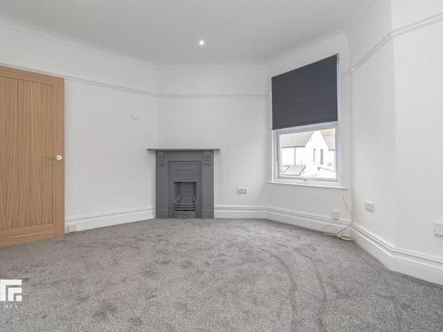 Apartment for rent in Castle Quarter, Falcon Lodge