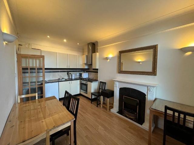Apartment for rent in Lorne, Leith