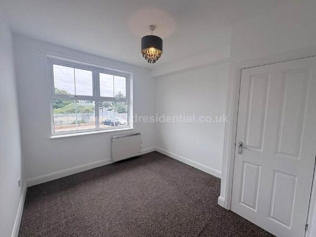 Apartment for rent in Kursaal Estate, Alton Barnes