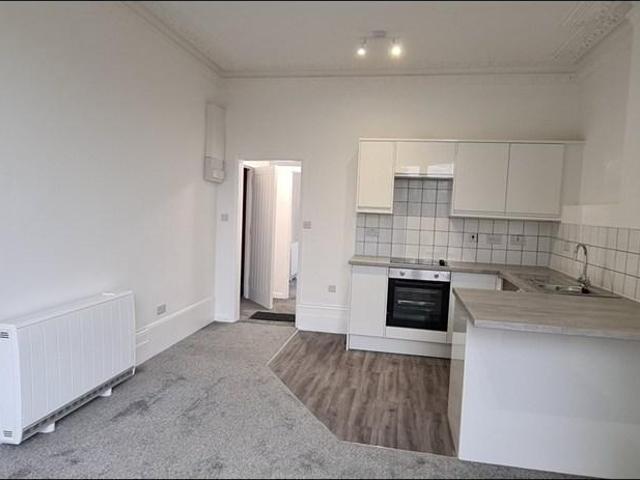 Flat for rent in Windmill Hill, Hamerton