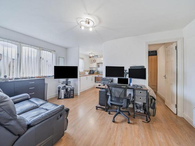 Flat for rent in London Borough of Lewisham, New Cross