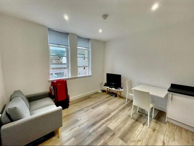 Apartment for rent in Ben Rhydding, Ilkley