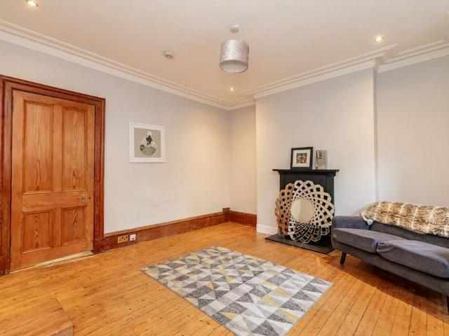 Apartment for rent in Ferryhill, Ballindoch