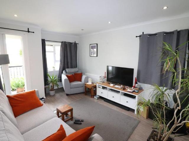 Apartment for rent in Hutton, Navestock Side