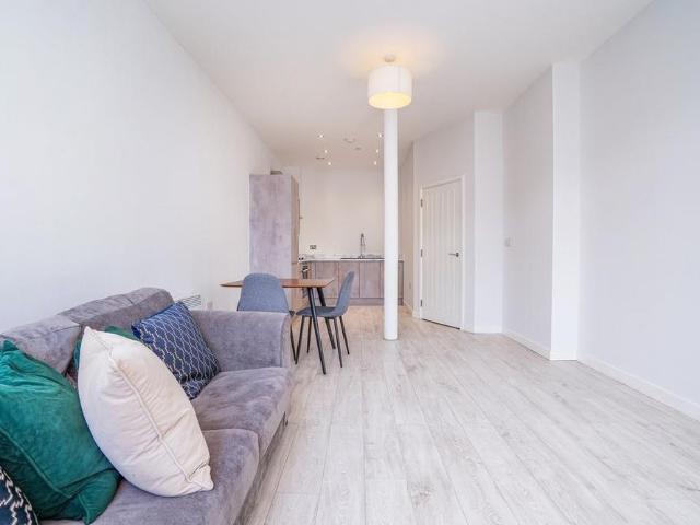 Apartment for rent in Hunslet, West Yorkshire