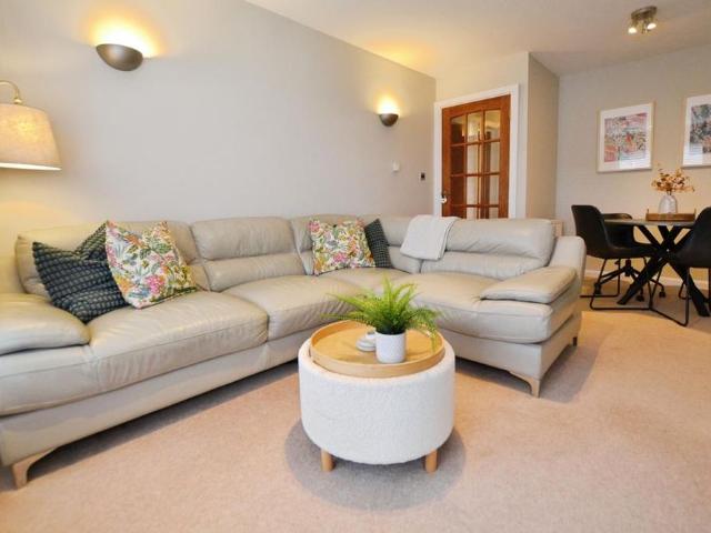 Apartment for rent in Chesser, Slateford
