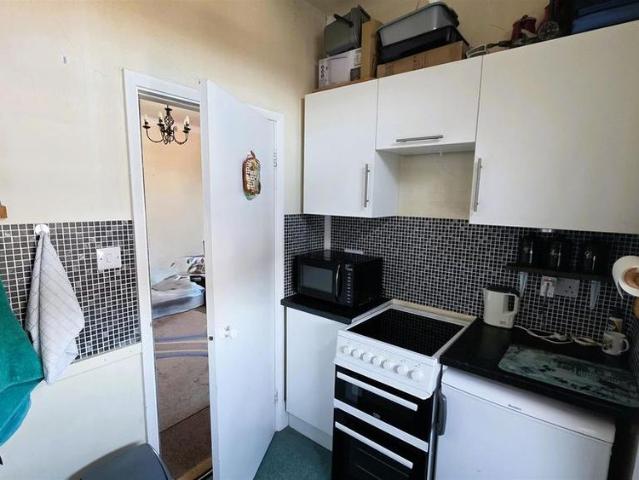 Apartment for rent in Upton, Acol
