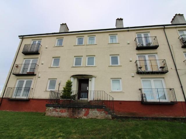 Flat for rent in Elderslie, Scotland