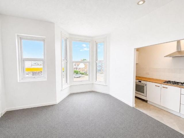 Apartment for rent in Upton, Acol