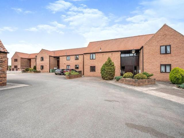 Flat for rent in Harworth Bircotes, Costhorpe