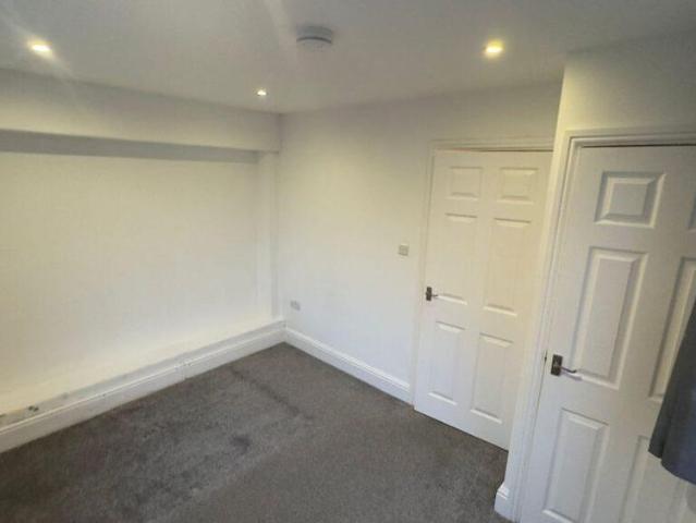Apartment for rent in Osmondthorpe, West Yorkshire