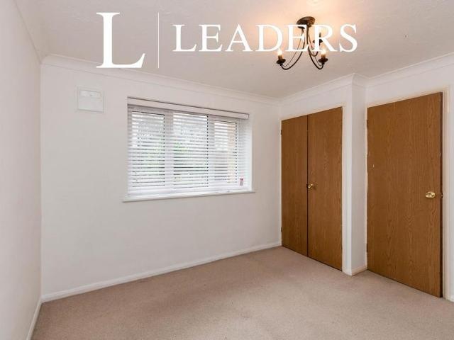 Apartment for rent in Sheerwater, Woking