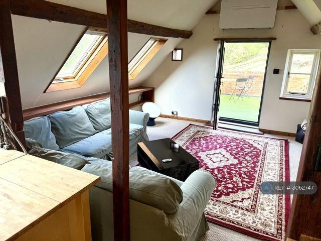 Apartment for rent in Scraptoft, Harborough