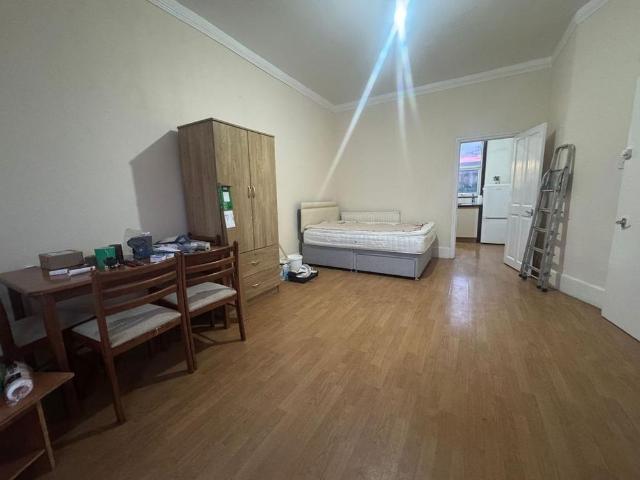 Studio for rent in Greater London