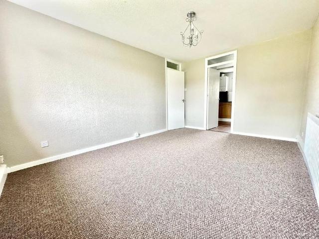 Apartment for rent in Millmead, Acol
