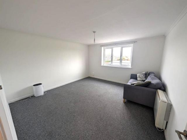 Apartment for rent in Bransholme, Hull