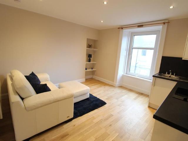 Apartment for rent in Ballindoch, Scotland