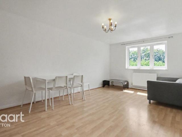 Flat for rent in Greater London