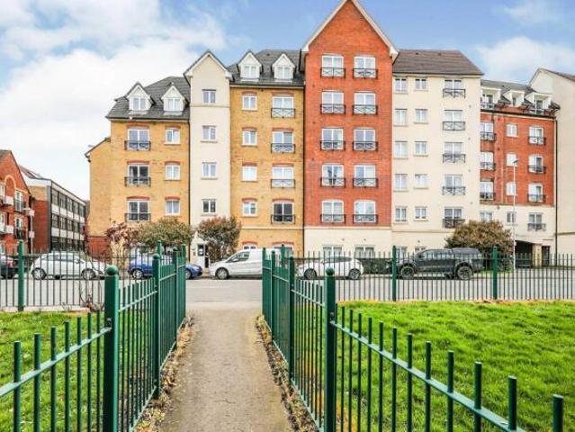 Flat for rent in Semilong, Northampton