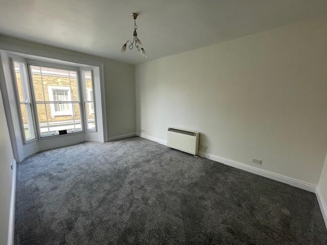 Apartment for rent in Binstead, Ryde