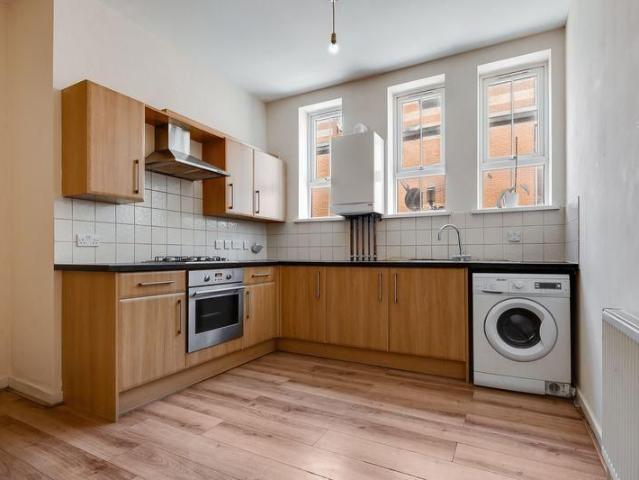 Apartment for rent in Scrattons Farm, Greater London