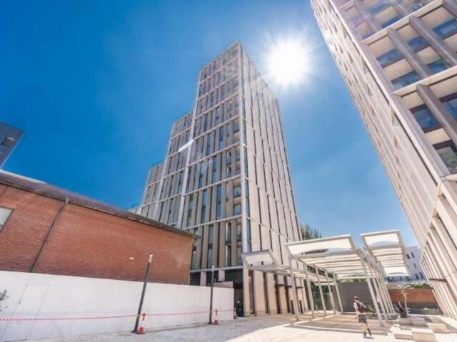 Flat for rent in Greater London