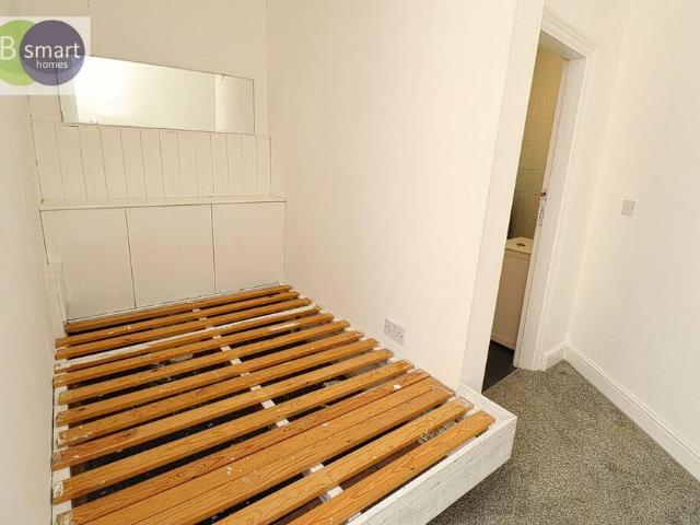 Apartment for rent in Swinton, South Yorkshire