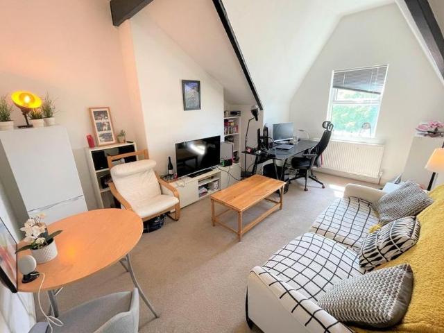 Apartment for rent in Roundhay, West Yorkshire