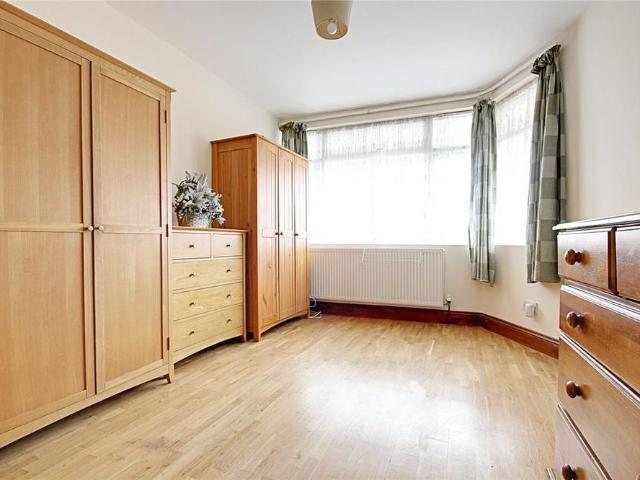 Apartment for rent in Edmonton, Greater London