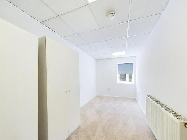 Apartment for rent in Crossflatts, West Yorkshire