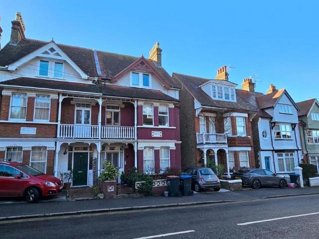 Apartment for rent in Upton, Acol