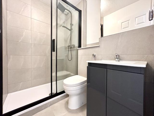 Apartment for rent in Stone, Monks Orchard