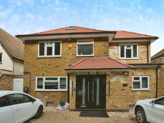 Flat for rent in Uxbridge, Cowley