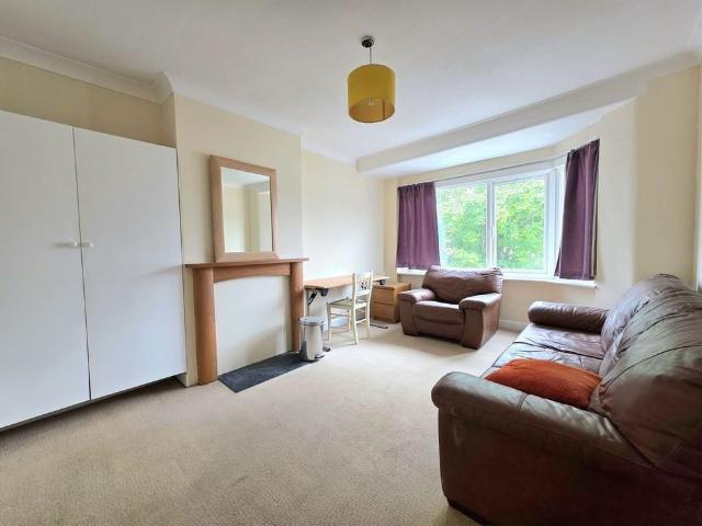 Apartment for rent in Lane, Greater London