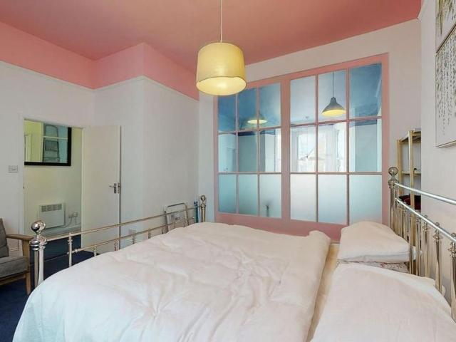 Apartment for rent in Cliftonville West, Acol