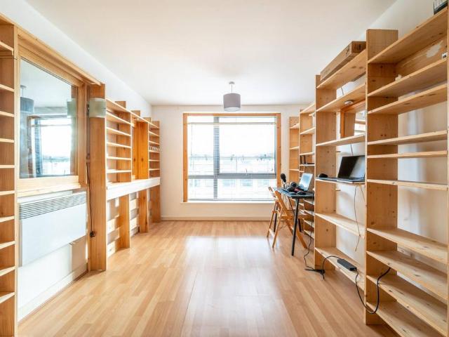 Flat for rent in Stratford Marsh, Greater London