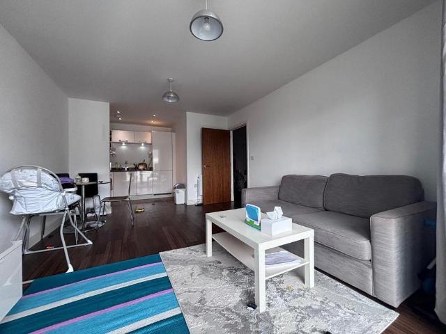 Apartment for rent in Brompton, Gillingham