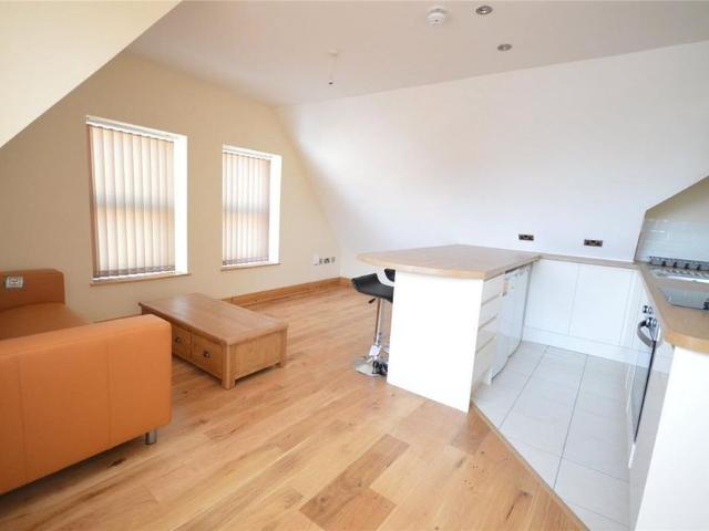 Apartment for rent in Civic Centre, Falcon Lodge