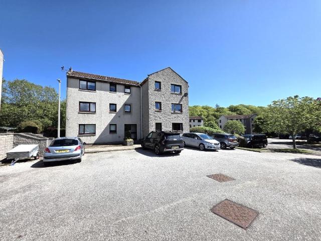 Flat for rent in Ballindoch, Scotland