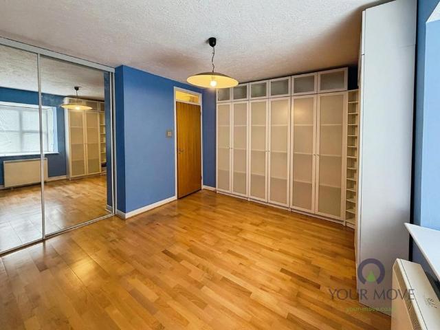 Apartment for rent in Beddington, Greater London
