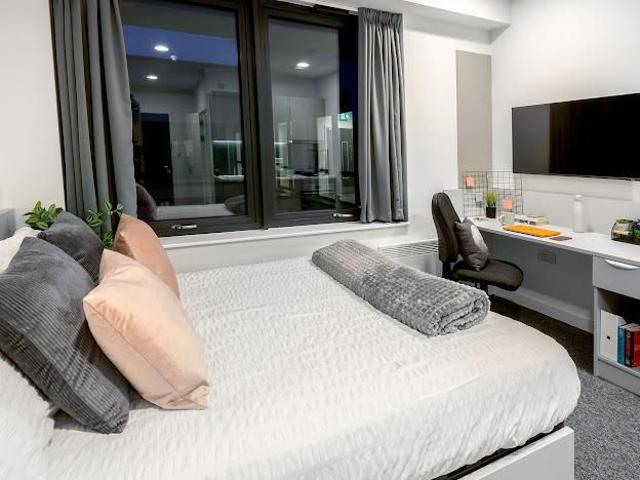 Apartment for rent in Spinney Hills, Old Wharf